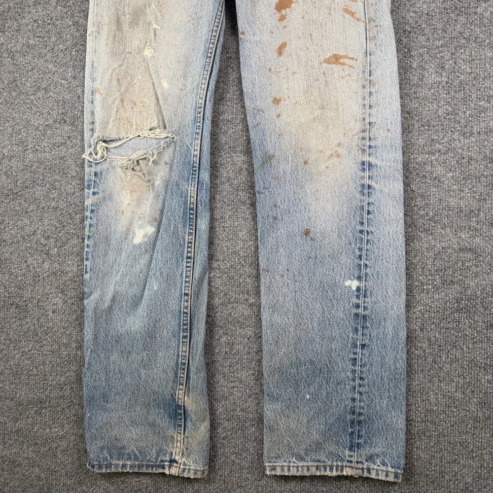 Vintage Levis 501 Jeans Mens 32x32 Blue Denim Distressed Repaired Made in USA